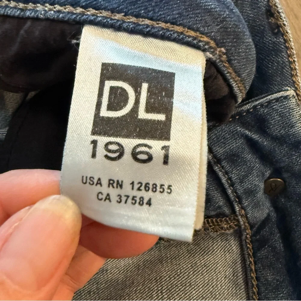 DL1961 Women's Margaux 28” Insta Sculpt Skinny Deep Indigo Jeans Size‎ 29 Chic
